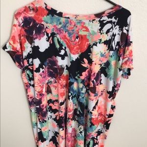 Oversized long floral blouse